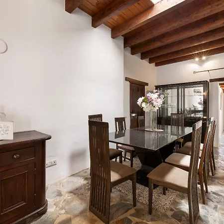 Villa Vicela Tías